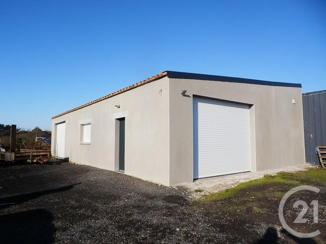 Commerce à louer - 140 m2 - 85 - PAYS-DE-LOIRE